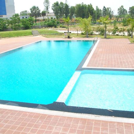 Man Myanmar Hotel Naypyidaw ภายนอก รูปภาพ