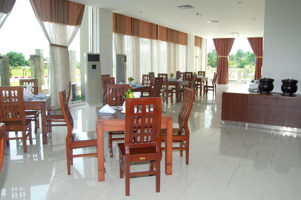 Man Myanmar Hotel Naypyidaw ภายนอก รูปภาพ