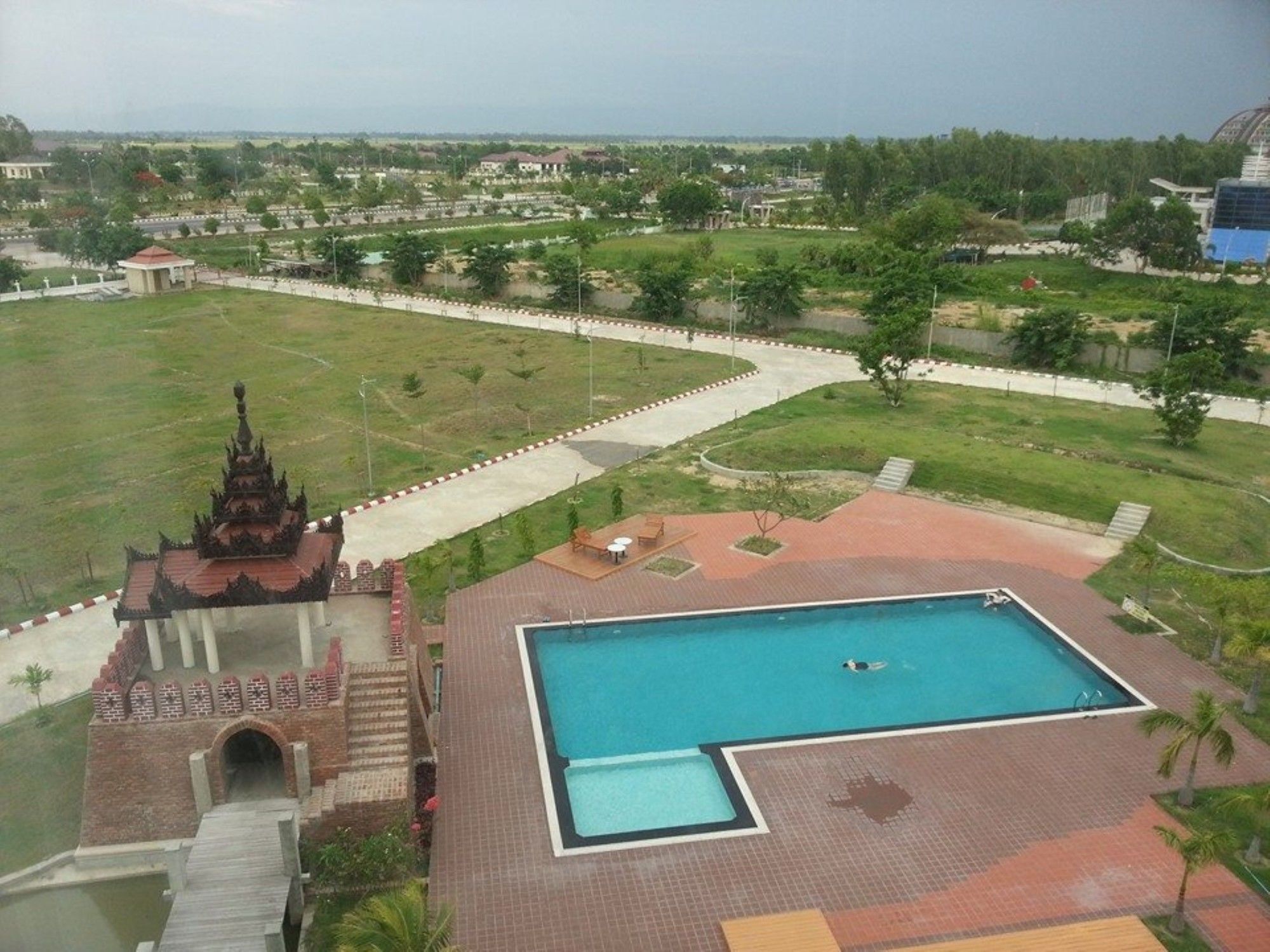 Man Myanmar Hotel Naypyidaw ภายนอก รูปภาพ