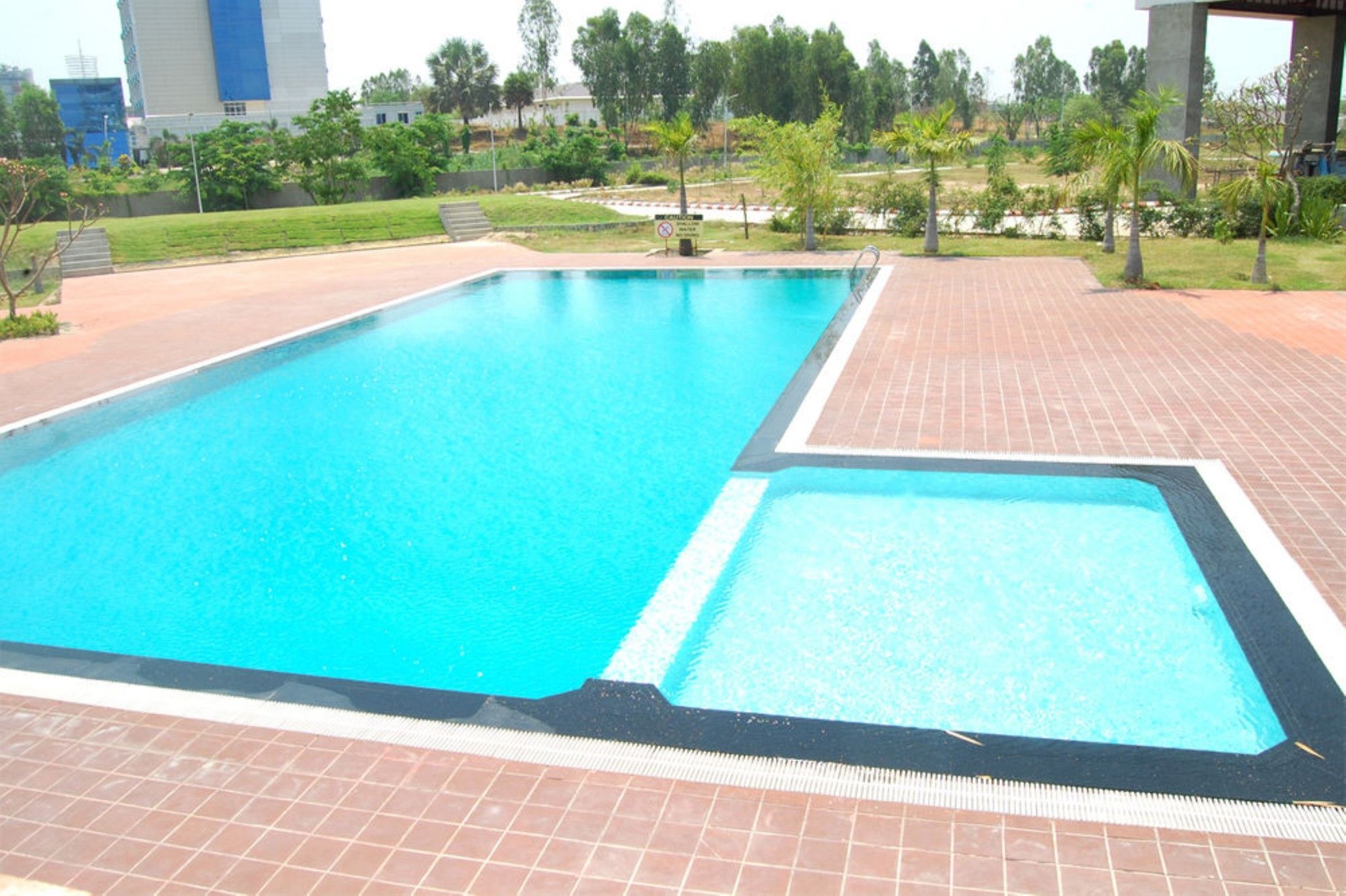 Man Myanmar Hotel Naypyidaw ภายนอก รูปภาพ
